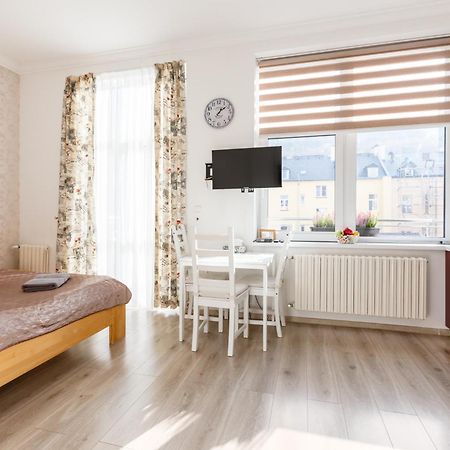 Apartment On Krymska Karlovy Vary Esterno foto